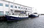 Zwei Fischerboote der Kutterfisch-Flotte am 02.10.2022 im Hafen von Sassnitz auf der Insel Rügen MV.