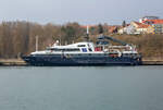 Hotelschiff DP GEZINA (IMO 9295103) im Sassnitzer Hafen. - 31.03.2023
