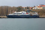 Hotelschiff DP GEZINA (IMO 9295103) im Sassnitzer Hafen. - 31.03.2023
