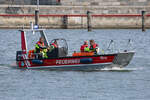 FFW Sagard bei der Bekämpfung von Schadstoffen im Sassnitzer Hafen. - 30.06.2023