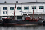 Der Fischkutter HAVEL ist hier Mitte August 2023 im Sassnitzer Hafen zu sehen.