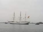 Die Gorch Fock I auf dem Weg zu ihrem Liegeplatz im Hafen von Stralsund