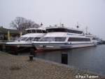 Die Hansestadt Stralsund und die Schaprode liegen am 1.Weihnachtsfeiertag in Stralsund vor Anker.
