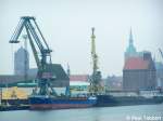 Die Freya liegt am 14.02.07 im Stralsunder Nordhafen und wird mit Gips beladen.