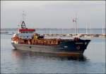 Holzfrachter  Lill   (IMO 7217042) verlässt mit einer Ladung Meterholz den Seehafen Stralsund.(am 16.10.06) 