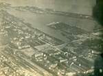 Nochmal ein Bild vom Grovater, ca 1914. Wilhelmshaven mit Teilen der kaiserlichen Kriegsmarine. Kriegsmarine und Soldatentum waren damals in! - brr -.
