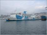 Die Moby Fantasy und die Moby Ale der Moby Lines im Hafen von Genua. (07.10.2004)