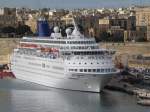 1992 gebaut seit 2009 bei der Louis Reederei unter MS   Louis Majesty  hier im Hafen von la Valletta /Malta am 03.02.2010