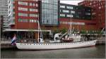 Die CASTOR (A 810) liegt als Museumsschiff in Rotterdam. Sie wurde 1950 als bewaffnetes Marine-/Lotsneboot gebaut, ist 45,87 m lang, 8,43 m breit und hat einen Tiefgang von 3,50 m. Sie war 34 Jahre als Lotsenboot im Einsatz und wurde nach ihrem Verkauf für verschiedene Aufgaben eingesetzt. Zeitweise trug sie den Namen REDEEMER. Heimathafen ist Rotterdam. 08.06.2015