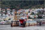 Im Schwimmdock in Bergen-Laksevag wird die OCEAN RESPONSE fertiggestellt. Der Rumpf wurde in der Ukraine gebaut und dann durchs Mittelmeer nach Norwegen geschleppt. 26.09.2012