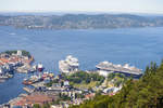 Blick auf Skoltegrunnskaien in der norwegischen Hansestadt Bergen.