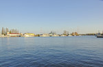 Der Hafen von Swinoujscie (Swinemünde) von Wybrzeze Wladyslava IV aus gesehen.