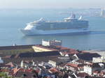  Indipendence of the Seas  läuft am 05.10.2017 in den Hafen von Lissabon ein.