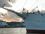 Das Hotel- und Segelschiff Viking im Hafen von Göteborg. (August 2010)