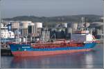 Die 1992 gebaute WESERSTERN (IMO 9035826) ist ein Chemikalien- und lprodukttanker. Hier liegt sie am 09.05.2008 im Hafen von Gteborg. Sie ist 121 m lang, 17 m breit und hat eine GT/BRZ von 6441. Ihr Heimathafen ist Douglas auf der Isle of Man.