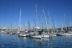 Anfang November 2022 waren jede Menge Segelboote im Stadthafen von Barcelona zu sehen.