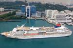 Die Gemini der Star Cruises in Singapur.