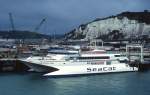 SEA CAT Hoverspeed France im April 1992 im Hafen von Dover