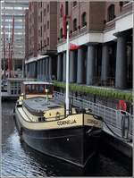 In den St. Katherine Docks in London kam mir das zum Wohnschiff umgebaute GMS CORNELIA vor die Linse. 06.06.2019