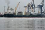 HUANGHAI  DEVELOPER , General Cargo , IMO 9458444 , Baujahr 2013 , 166.31 × 27.4m 
Bremerhaven  19.10.2015