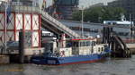 REINHARD WOLTMANN (ENI 05107690) im neuen HPA-Design am 23.5.2017, Hamburg, Elbe an der Überseebrücke /
Meßschiff / Lüa 20,44 m, B 5,08 m, Tg 1,7 m / 2 Diesel, ges. 318 kW (432 PS), 2 Schottelpropeller  / gebaut 1980 bei August Pahl, HH-Finkenwerder / Eigner: Hamburg Port Authority (HPA) /