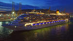 COSTA FASCINOSA verlässt am 1.11.2019 den Hafen von Barcelona