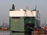 Die Bess am 02.12.2013 im Hafen von Bremerhaven. Sie ist 200m lang und 32m breit.
