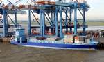 Das 134m lange Containerschiff Aurora am 28.05.17 in Bremerhaven