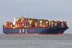 Containerfrachtschiff APL COLUMBUS (IMO 9597525); Datum: 15.09.2026; Aufnahmeort: Elbe/Cuxhaven, Deutschland.