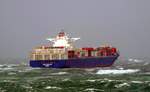 Das 300m lange Containerschiff CCNI ARAUCO am 06.06.17 auf der Nordsee