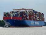 COSCO SHIPPING LEO(IMO-9783502; 400x59mtr; Leistung:67100kW; TEU:19273 ;Baujahr2018) wird in den Hamburger Hafen gezogen; 220531
