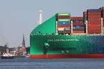 Bug des Containerfrachtschiffs CMA CGM PALAIS ROYAL (IMO 9839181); Datum: 13.08.2026; Aufnahmeort: Elbe/Hafen Hamburg, Deutschland.