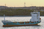 DORNBUSCH (IMO 9126211) am Abend des 02.09.2022 auf der Elbe