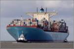 Die fast 400 m lange EUGEN MAERSK luft Bremerhaven an. 13.08.2009