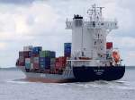IRIS-BOLTEN; (IMO:9369007; L=139; B=22m; 7950kW; Baujahr2008)steuert mit einer Ladung Container in den Hafen von Antwerpen; 110830