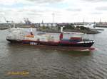 LAGARFOSS (IMO 9641314) am 26.8.2014, Hamburg auslaufend, Elbe Höhe Köhlbrand /
Feederschiff / BRZ 10.106 / Lüa 140,7 m, B 23,2 m, Tg 8,7 m / 875 TEU / 1 Diesel, MaK 9M43C, 9.000 kW, 12.236 PS, 18,3 kn / 05.2013 bei shen fei ship building, Rongsheng, China / Eigner: Eimskip, Reykjavik, Island / Flagge: Antigua, Heimathafen: Saint John´s /

