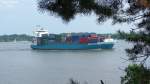 Containerschiff LARISSA auf der Elbe bei Hamburg am 27.07.2014.