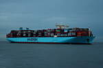 MARSEILLE MAERSK , Containerschiff , IMO 9778844 , Baujahr 2018 , 399 x 58 m , 20568 TEU , Cuxhaven , Alte Liebe , 29.10.2025 ,