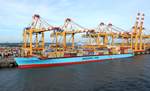 Das 292m lange Containerschiff MAERSK Idaho am 28.05.17 in Bremerhaven
