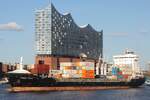 Containerfrachtschiff NORDIC ITALIA (IMO 9474395); Datum: 07.05.2026; Aufnahmeort: Elbe/Hafen Hamburg, Deutschland.