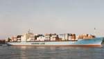 Hamburg, Sep.92: LARS MAERSK luft ein. Baujahr 1984, 53.325tdw.