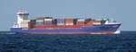 Das 169m lange Containerschiff OOCL RAUMA am 09.10.20 auf der Ostsee.