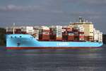 Containerfrachtschiff VENTA MAERSK; (IMO 9775763); Eigner/Betreiber: Maersk; Datum: 02.10.2025; Aufnahmeort: Elbe/Hafen Hamburg, Deutschland. Das Bild zeigt die VENTA MAERSK vor dem Bubendey Ufer.