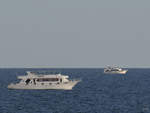 Das Ausflugsboot  Almadina  auf dem Roten Meer. (Scharm El-Scheich, Dezember 2018)