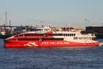 Katamaranf�hre HALUNDER JET (neu); IMO 9825295; Eigner/Betreiber: FRS Helgoline; Datum: 24.05.2026; Aufnahmeort: Elbe/Hafen Hamburg, Deutschland.