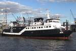 Fahrgastschiff MS KOI (IMO: 7928615) ; Datum: 08.05.2026; Aufnahmeort: Elbe/Hafen Hamburg, Deutschland.