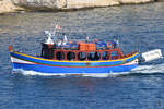 Das Ausflugsschiff  Stella Maris VIII  im Hafen von Valletta.