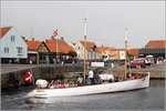 Die THOR wurde bereits 1913 gebaut. Sie ist 13,78 m lang und 3,67 m breit. Sie wird für Fahrten entlang der Ostküste Borhnholms eingesetzt und kann max. 73 Passagiere befördern. Heimathafen ist Gudhjem (Dänemark), hier entstand das Foto am 24.08.2016.