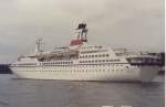 Auslaufen vom Hamburger Hafen Mai 1985 die MS ARCONA.
