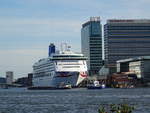 MV AURORA in Amsterdam im Oktober 18